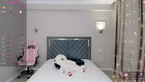 lu_mina online show from 10, 1, 2025