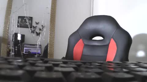 luanna837 online show from 12, 1, 2025