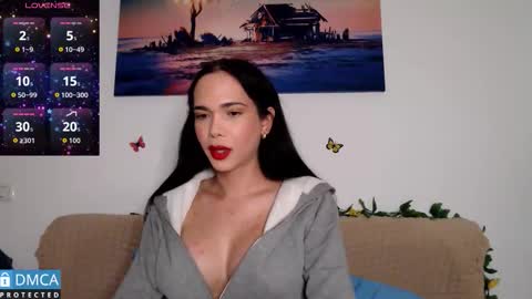 luara_ online show from 22, 10, 2025