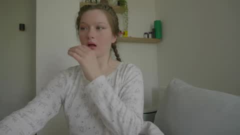 lubimka_lu online show from 27, 4, 2026