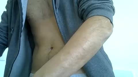 Snapshot of luca2828 chatting on 28, 10, 2025 luca2828 online show from 28, 10, 2025