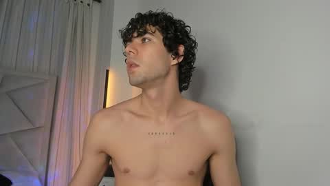 Luca Ferrer online show from 12, 1, 2026