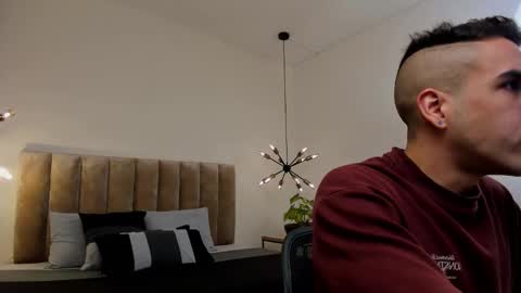 luca_morettii online show from 15, 9, 2025