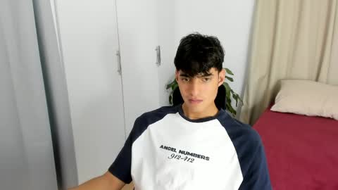 Snapshot of lucacosta19 chatting on 27, 4, 2026 lucacosta19 online show from 27, 4, 2026
