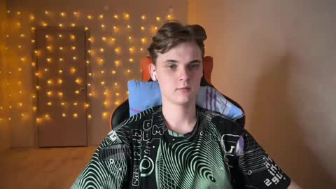 Lucas Gill online show from 10, 1, 2025