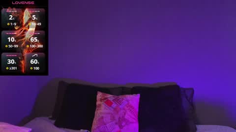   online show from 19, 2, 2025