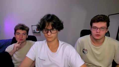 Snapshot of lucas_long_ chatting on 20, 9, 2025 lucas_long_ online show from 20, 9, 2025