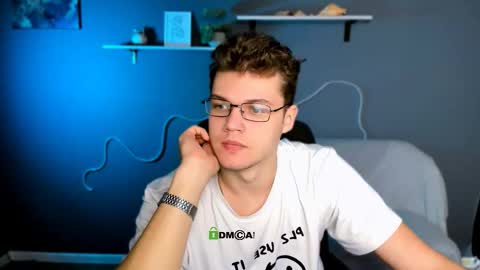 Snapshot of lucas_long_ chatting on 20, 10, 2025 lucas_long_ online show from 20, 10, 2025