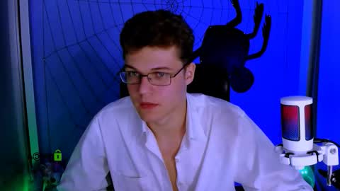 Snapshot of lucas_long_ chatting on 23, 10, 2025 lucas_long_ online show from 23, 10, 2025