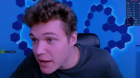 Snapshot of lucas_long_ chatting on 25, 11, 2025 lucas_long_ online show from 25, 11, 2025