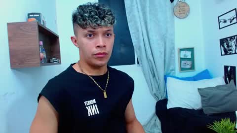 Lucas Luxx online show from 5, 1, 2026