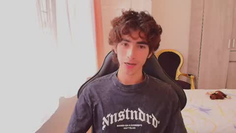 lucas_xo online show from 6, 10, 2025