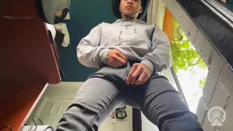 Felipe online show from 27, 10, 2025