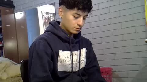 Snapshot of luchosaando chatting on 25, 4, 2026 Felipe online show from 25, 4, 2026