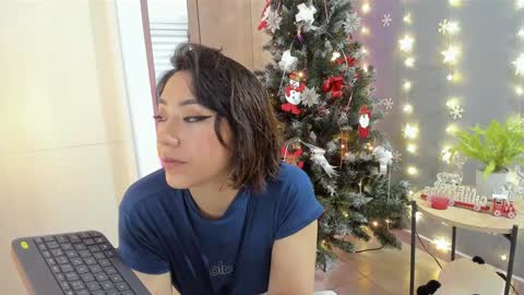 Snapshot of luci_fer15 chatting on 15, 12, 2024 Luci y Fer online show from 15, 12, 2024
