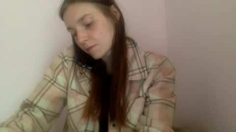 Luci Layne online show from 13, 7, 2026