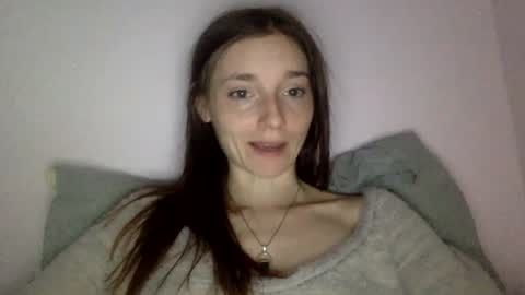 Luci Layne online show from 18, 7, 2026