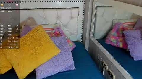 Snapshot of lucia_oregon chatting on 12, 1, 2026 L U C I A online show from 12, 1, 2026