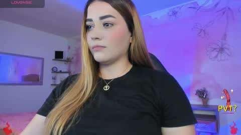 lucia star  online show from 28, 2, 2025