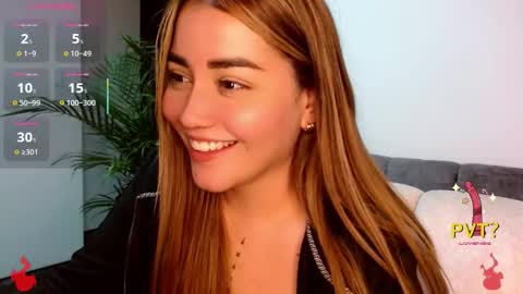 lucia star  online show from 14, 10, 2025