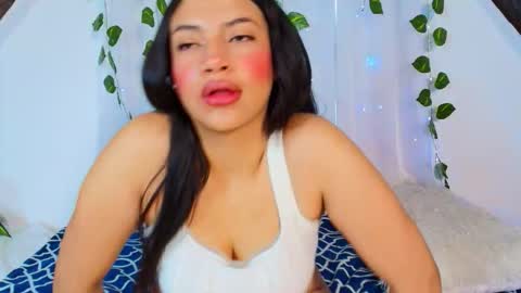 lucia_sweeet online show from 15, 1, 2026