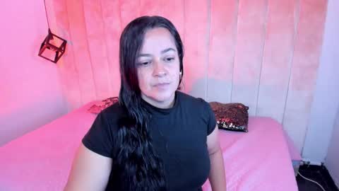 Lucia Vonne online show from 14, 9, 2025