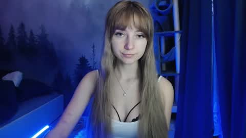 Snapshot of luciacam20 chatting on 16, 12, 2024 Lucy online show from 16, 12, 2024