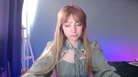 Snapshot of luciacam20 chatting on 12, 2, 2025 Lucy online show from 12, 2, 2025