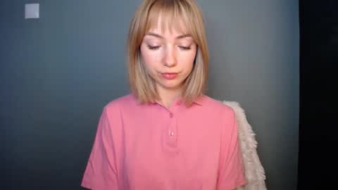 Snapshot of luciacam20 chatting on 13, 2, 2026 Lucy online show from 13, 2, 2026