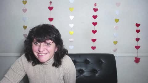 Snapshot of luciami chatting on 13, 12, 2024 LuciaMi online show from 13, 12, 2024