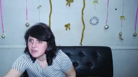 Snapshot of luciami chatting on 19, 1, 2025 LuciaMi online show from 19, 1, 2025