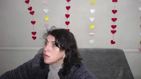 Snapshot of luciami chatting on 16, 2, 2025 LuciaMi online show from 16, 2, 2025