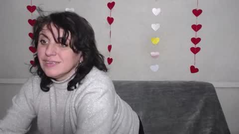 Snapshot of luciami chatting on 16, 2, 2025 LuciaMi online show from 16, 2, 2025