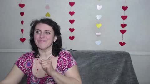 Snapshot of luciami chatting on 16, 2, 2025 LuciaMi online show from 16, 2, 2025