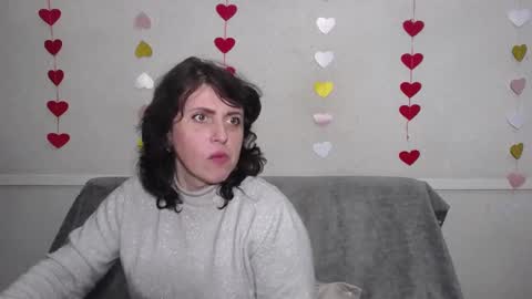 Snapshot of luciami chatting on 19, 2, 2025 LuciaMi online show from 19, 2, 2025