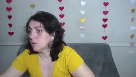 Snapshot of luciami chatting on 24, 2, 2025 LuciaMi online show from 24, 2, 2025