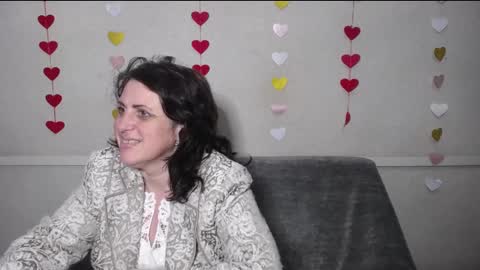 Snapshot of luciami chatting on 4, 3, 2025 LuciaMi online show from 4, 3, 2025