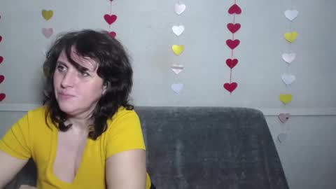 Snapshot of luciami chatting on 10, 3, 2025 LuciaMi online show from 10, 3, 2025
