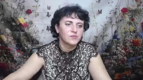 Snapshot of luciami chatting on 10, 9, 2025 LuciaMi online show from 10, 9, 2025