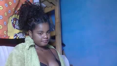 luciana012 online show from 18, 10, 2025