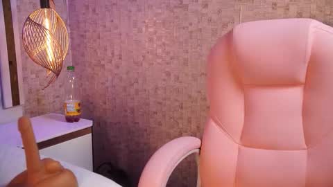 luciana_agudelo online show from 5, 1, 2026