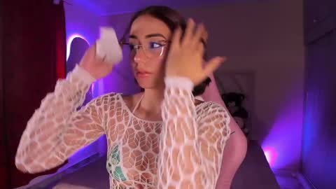    online show from 24, 4, 2026