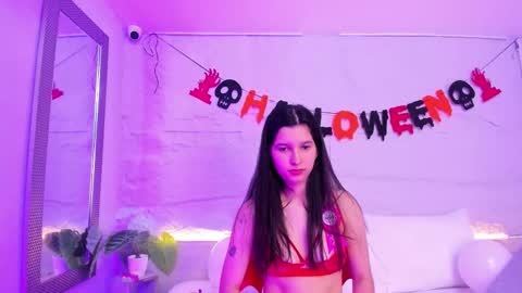 Luci  online show from 31, 10, 2025