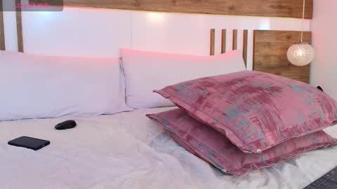 Luciana online show from 5, 3, 2026