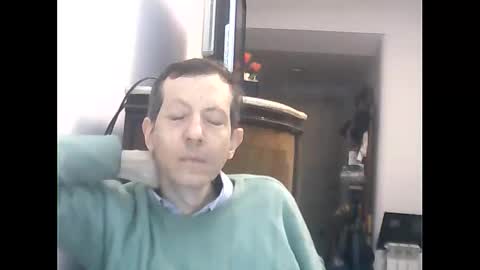 Luciano online show from 8, 6, 2026