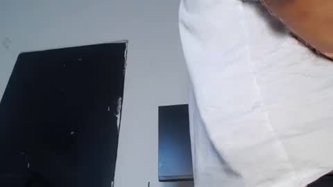 Snapshot of lucianxxx_ chatting on 13, 7, 2026 lucianluciano online show from 13, 7, 2026