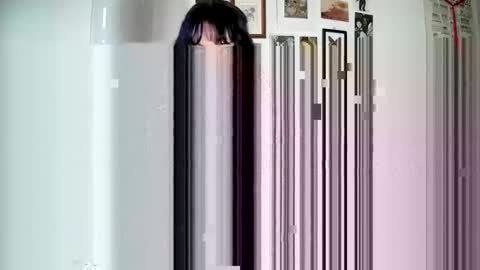 lucieleelark online show from 15, 4, 2026