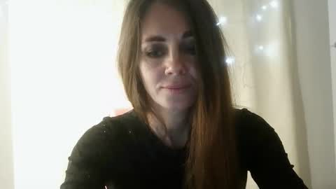 LucieMack online show from 15, 10, 2025