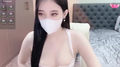 lucii04 online show from 18, 1, 2026