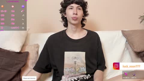 Snapshot of lucke_noor chatting on 28, 1, 2025 Noor online show from 28, 1, 2025